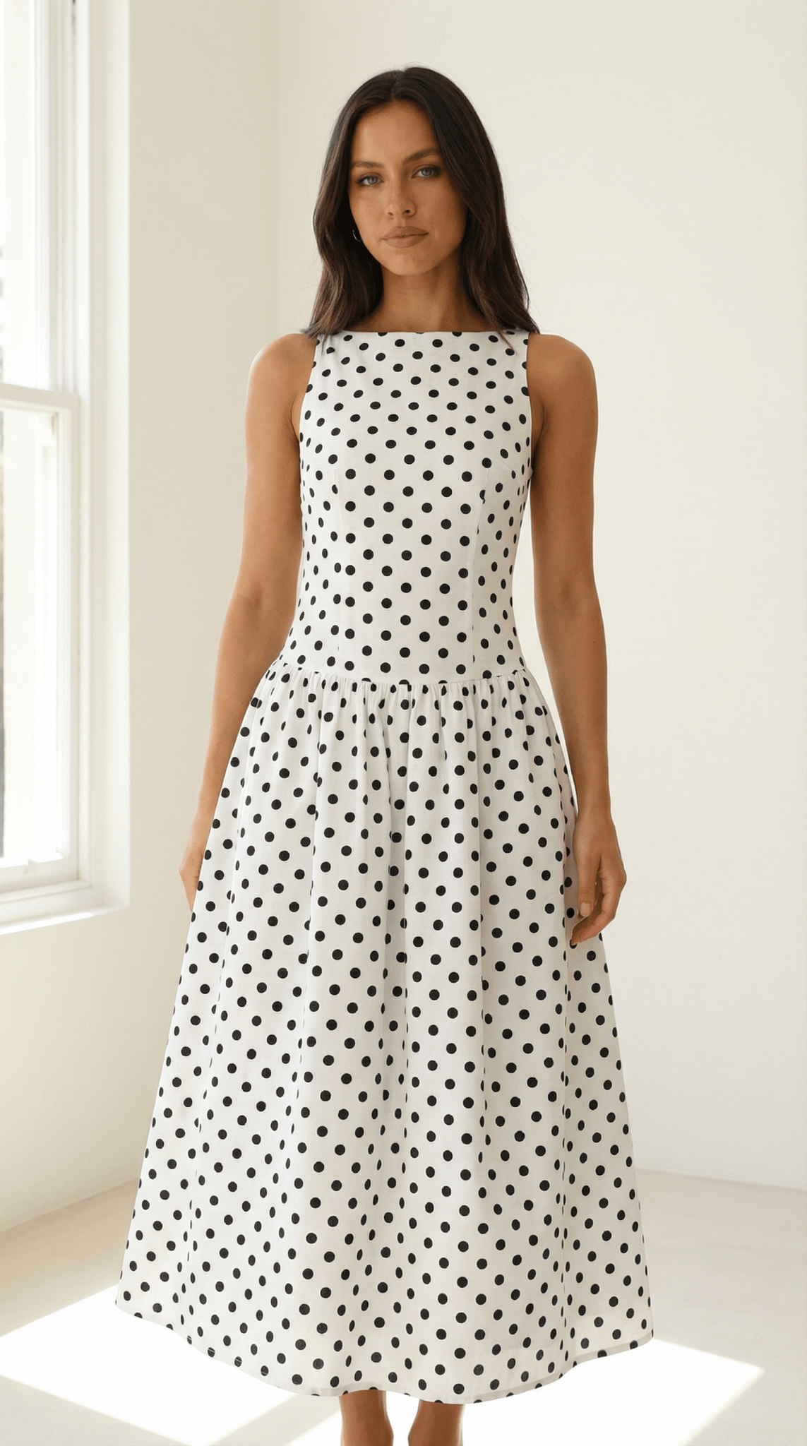 Monroe — Polka Dot Halter Midi Dress - Avorelia