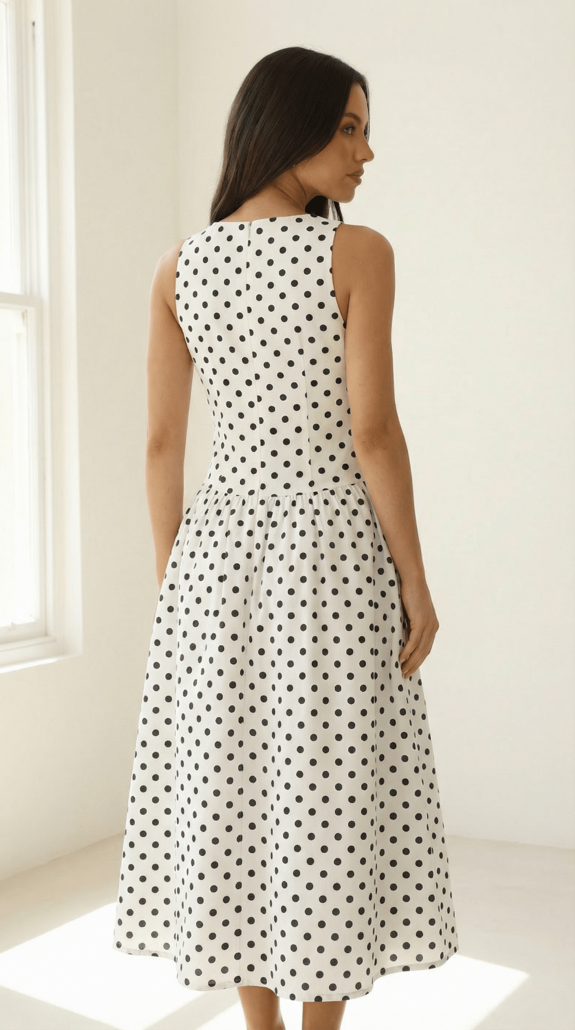 Monroe — Polka Dot Halter Midi Dress - Avorelia